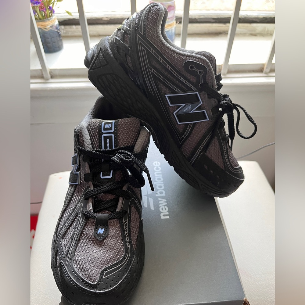 New Balance 1906- youth